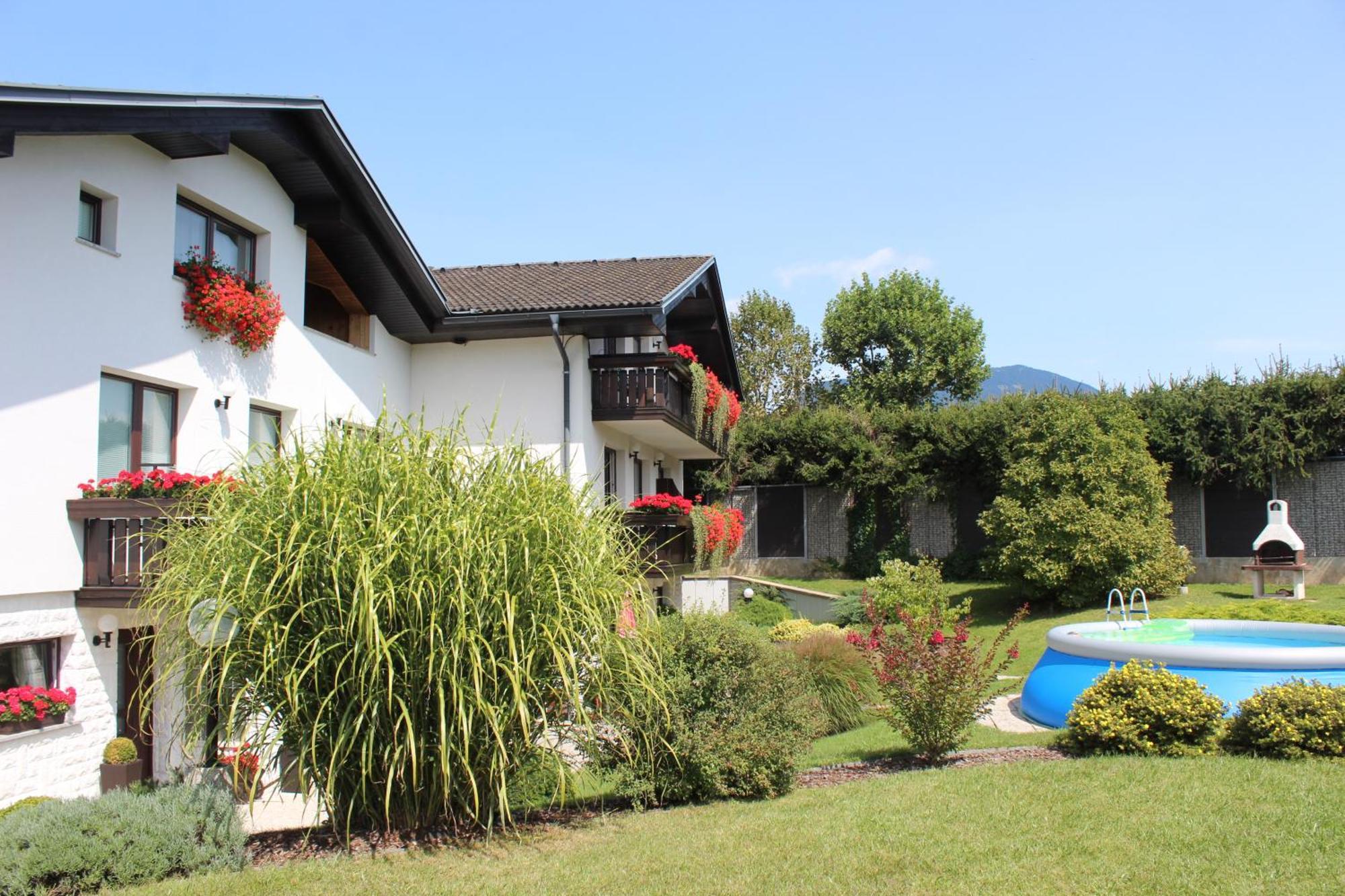 Garden Apartments Jansa Radovljica Bilik gambar